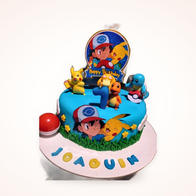Mundo Pokémon: Personajes impresos y figuras modeladas.